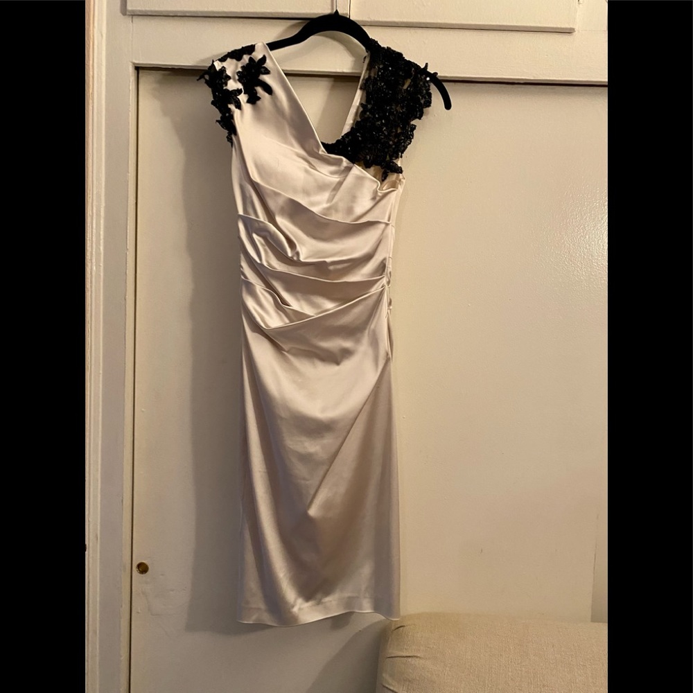 TALBOT RUNHOF Beautiful dress, Like new,4 size, made in Germany